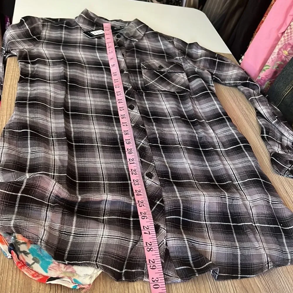 NEW Tolani Collection Neicy top button down plaid floral size XXS - Picture 11 of 14